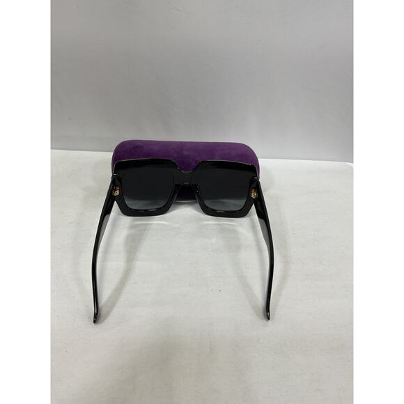 Gucci Oversized Black Square Sunglasses Size OS - Picture 3 of 5